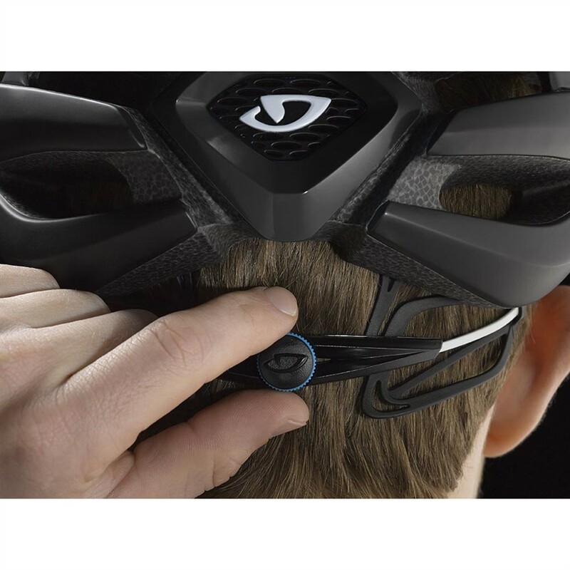 Giro helma SYNTHE MIPS Mat Red